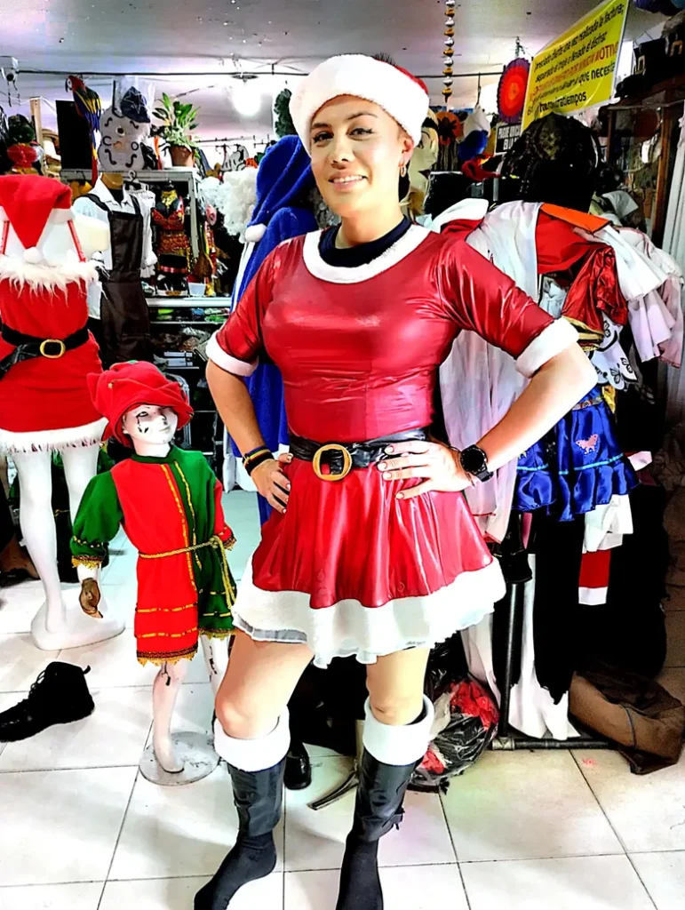 Mama Noel 2 piezas satín