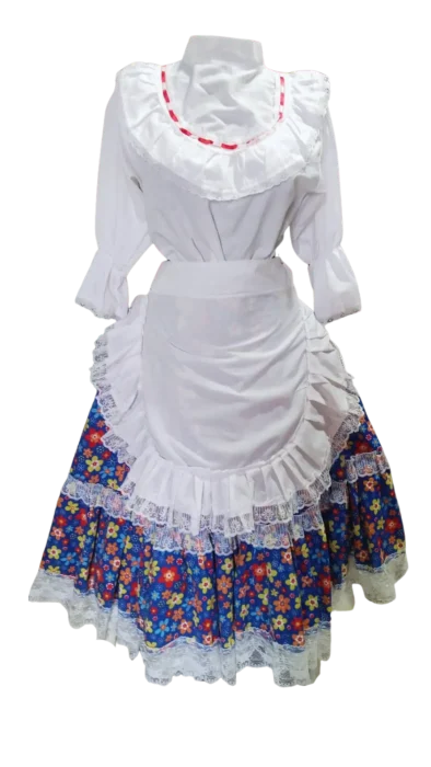 3 Traje antioqueño con blusa blanca